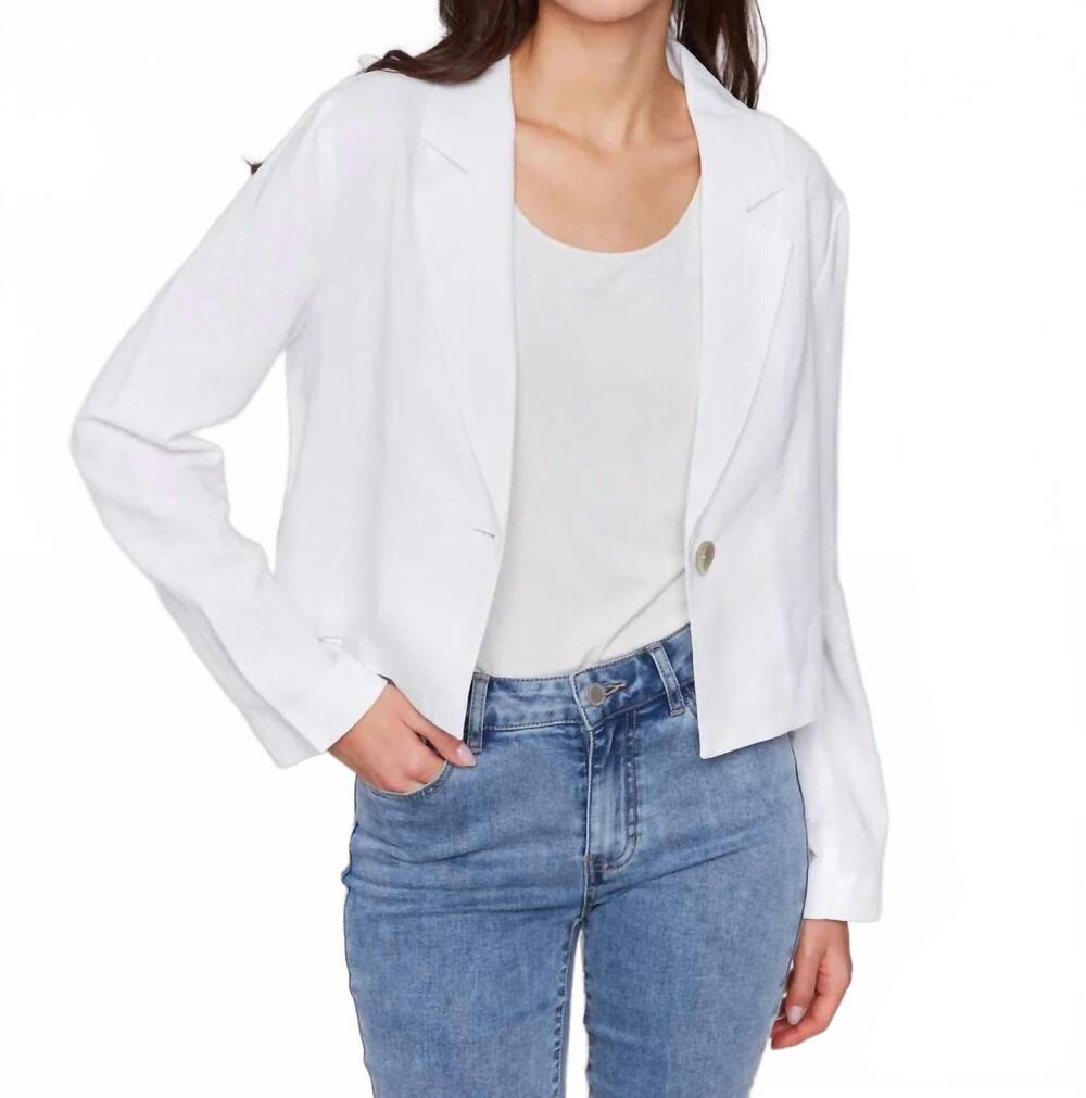 NEW CHARLIE B women's cropped linen blend blazer in white